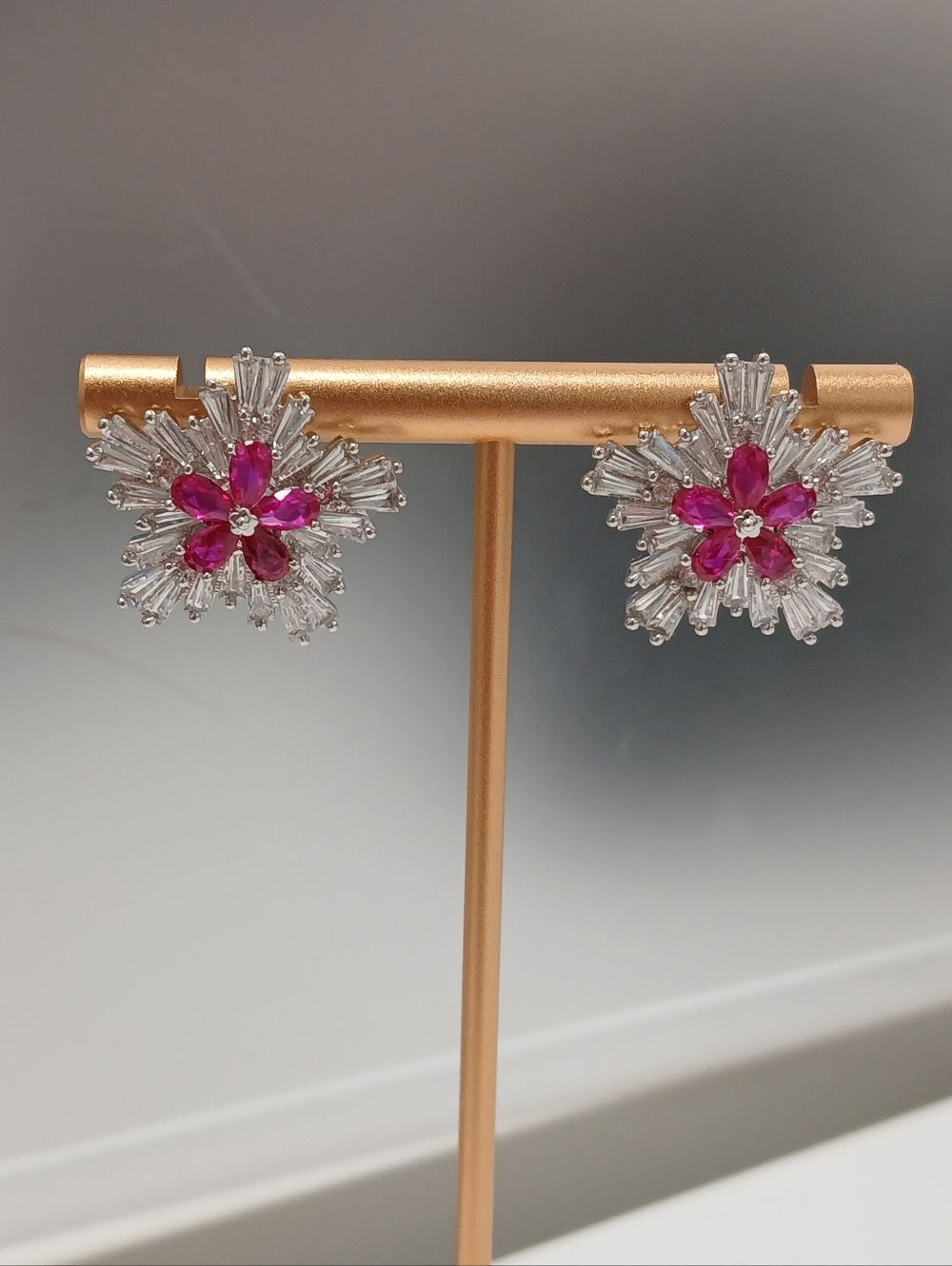 NEW! Goldoro White Gold Filled Pink Floral Crystal Cluster Earrings Never Worn